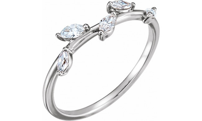 14K White 1/4 CTW Diamond Leaf Ring - 122971600P