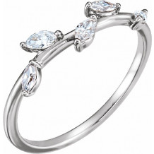 14K White 1/4 CTW Diamond Leaf Ring - 122971600P